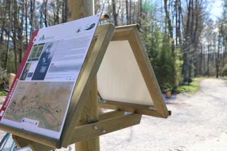 Načrtno in predrzno uničevanje opreme na novi kolesarski povezavi Kamnik–Godič (12)